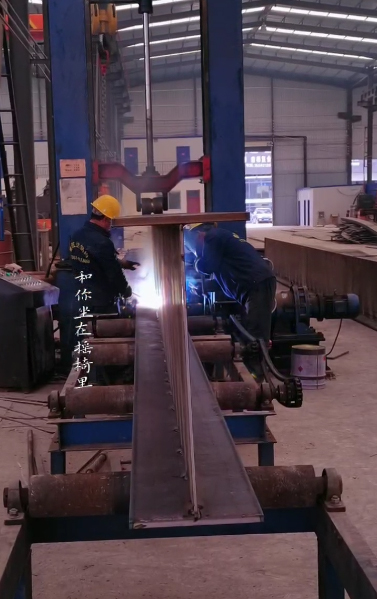 甘肃秦州钢结构厂H型钢组立机